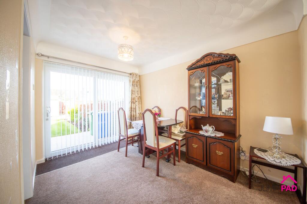 Karen Close, Burtonwood, WA5 photo 4