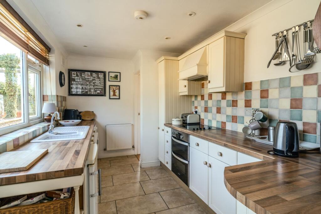 House in Wychavon, Church Lench - View 4