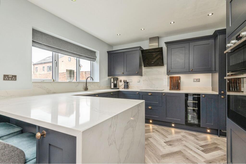 Main image of property: Park Hill Way, Wakefield, WF1