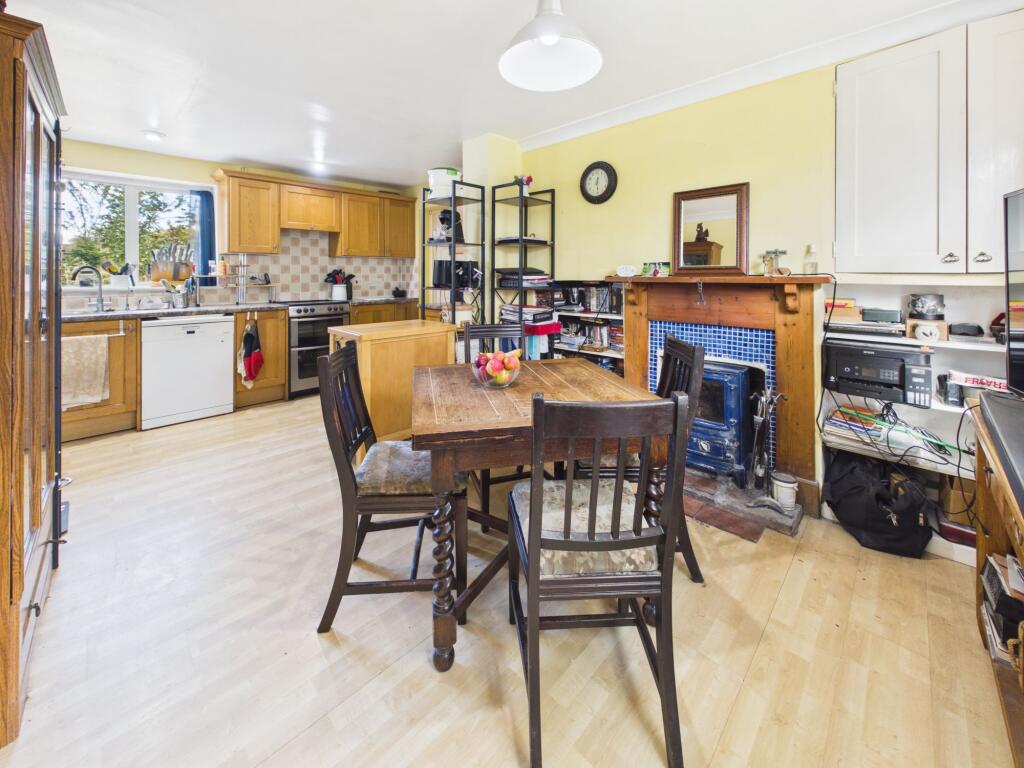 House in West Oxfordshire, Kingham - View 3