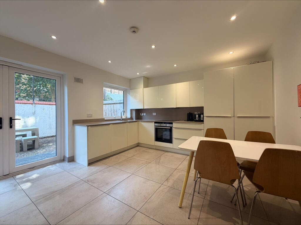 Main image of property: Barnfield Place, Tower Hamlets, London