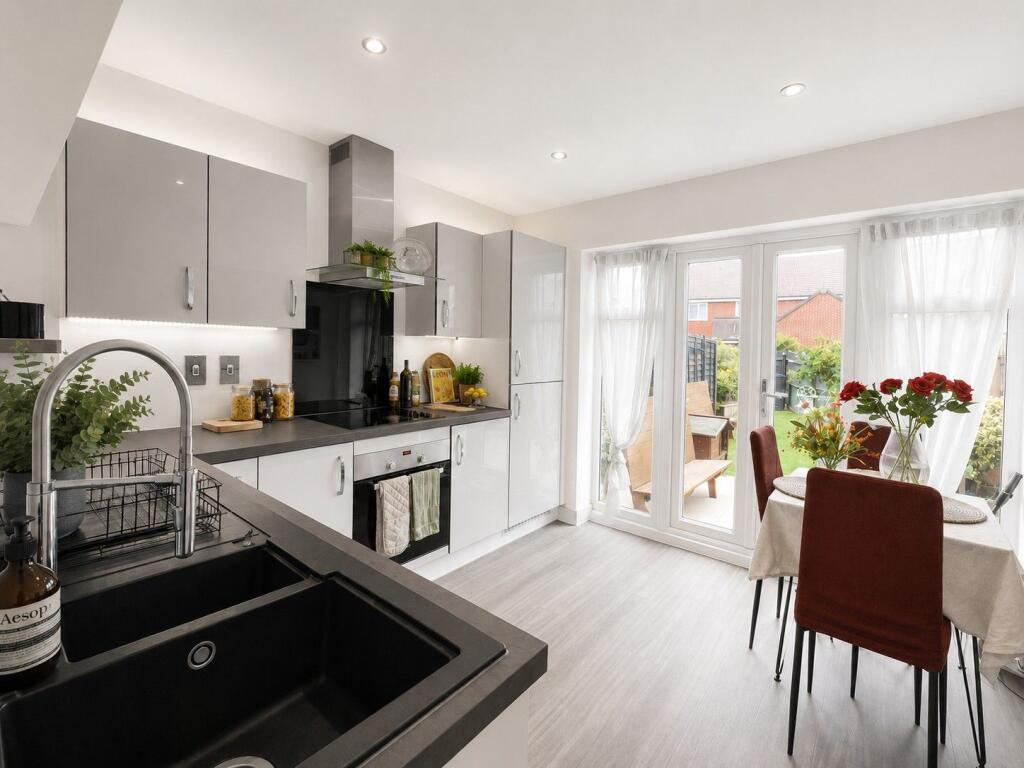 House in Northampton - View 3