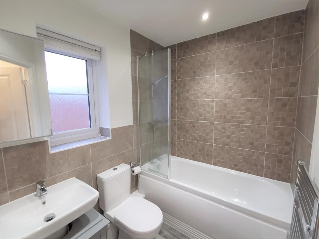 Additional image 7 of Stirling House, 387 Groveley Lane, Cofton Hackett, B31