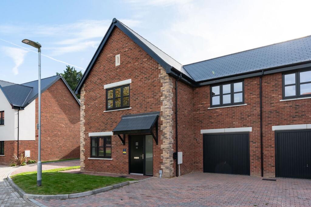 Main image of property: Elgrove Gardens, Halls Close, OX14