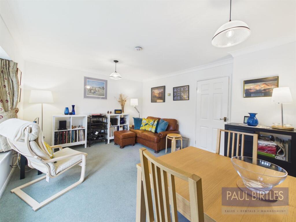 Willow Tree Court, 17 Brooklands Road, Sale, Trafford, M33 3SE photo 3