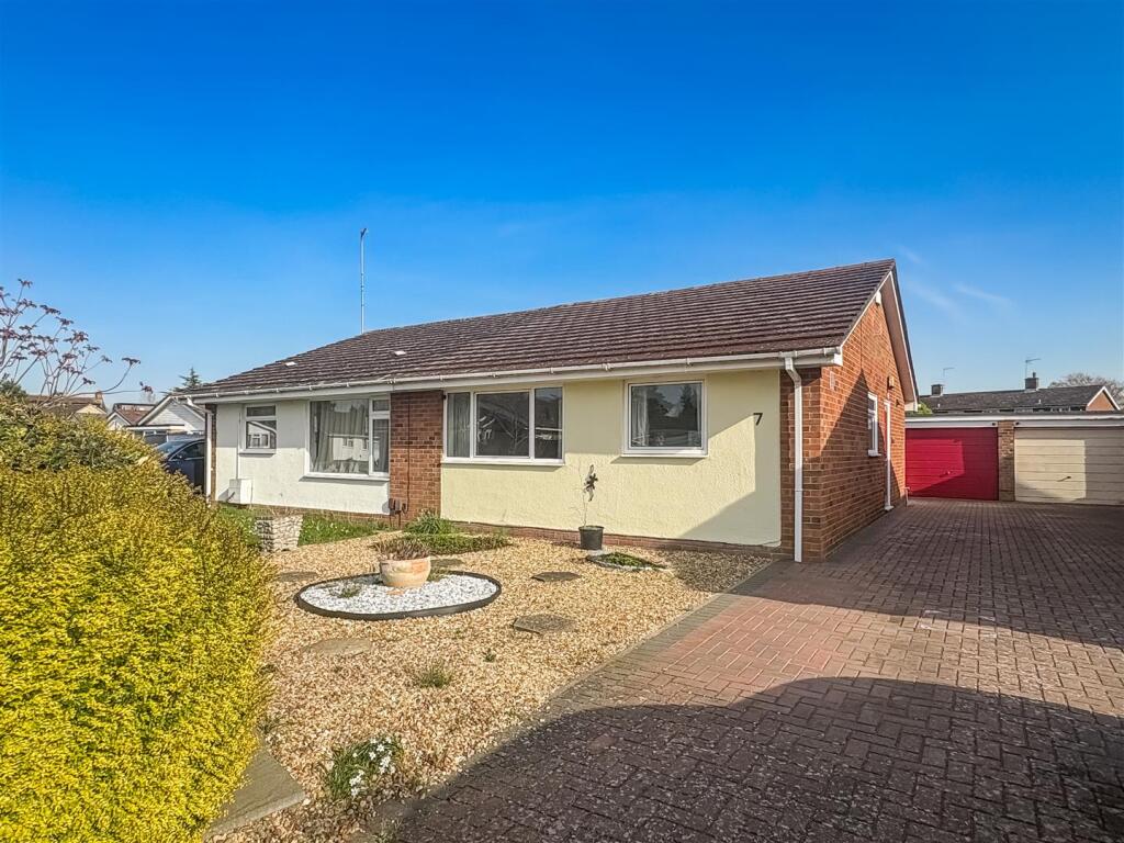 Main image of property: Cranleigh Close, Trumpington, CB2