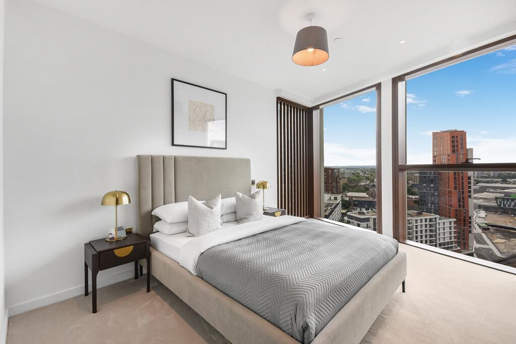 Apartment in London - View 3