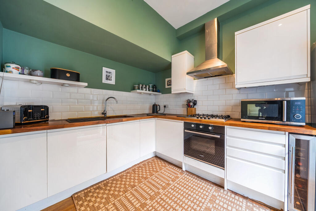 Apartment in London, Wandsworth - View 5