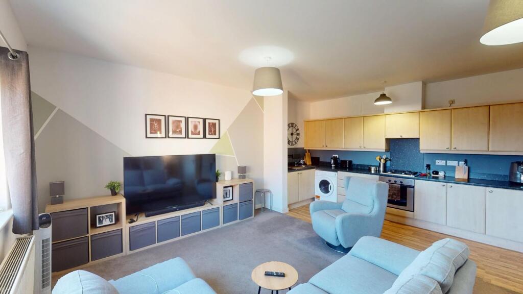 Apartment in North Tyneside, North East - View 4