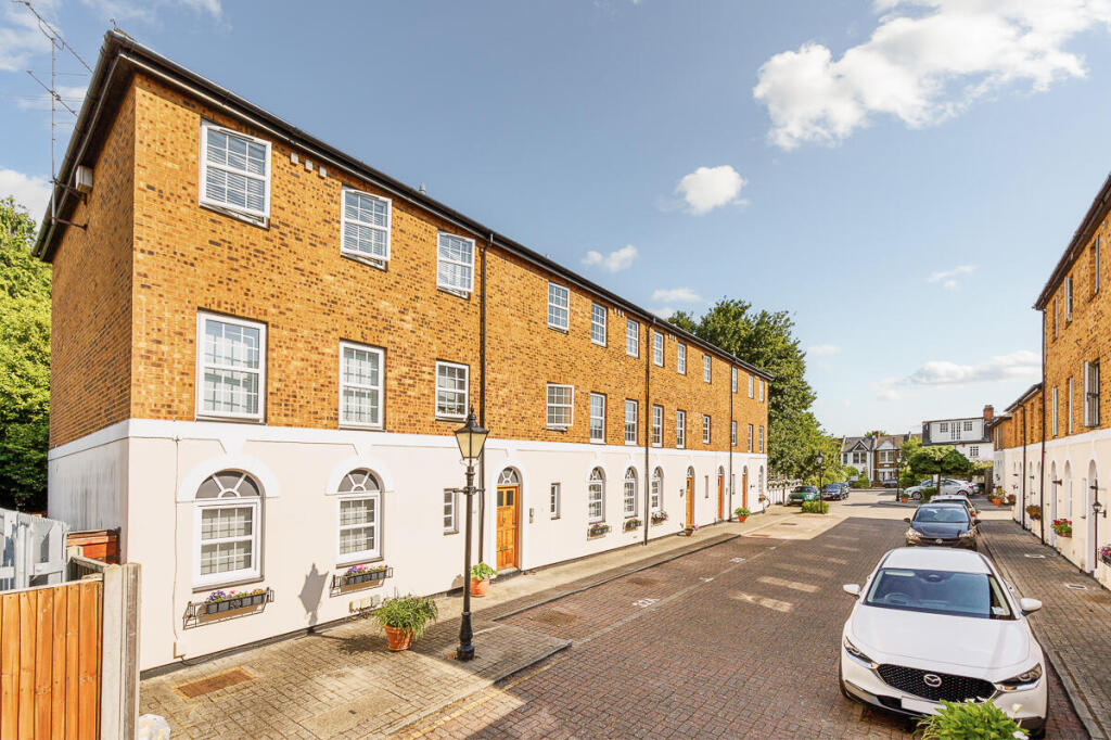 Main image of property: Copenhagen Gardens, London