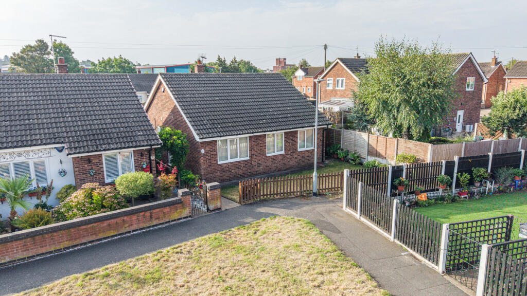 Main image of property: Maun Green, Newark, NG24