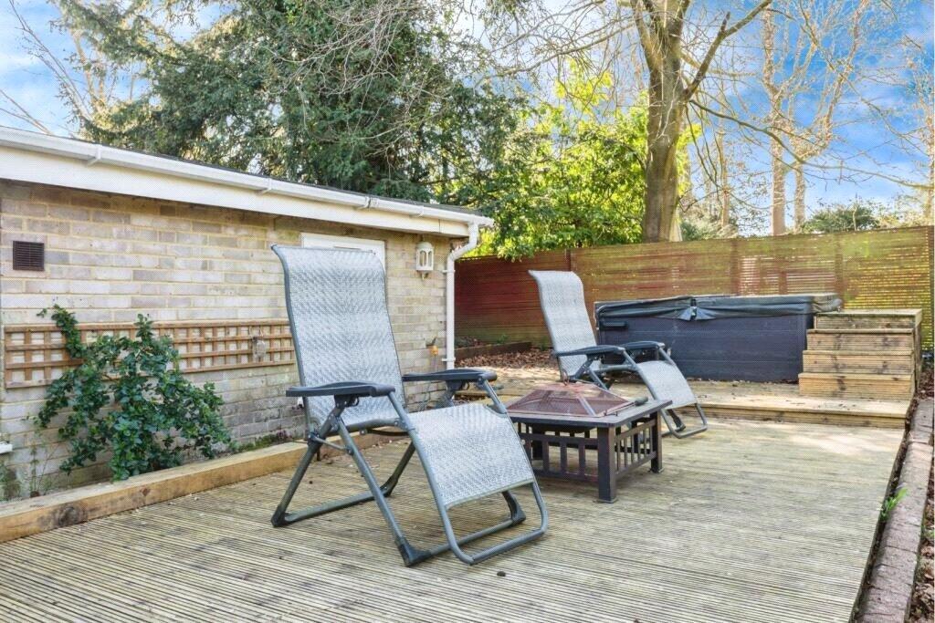 House in Mole Valley, Box Hill Village - View 5