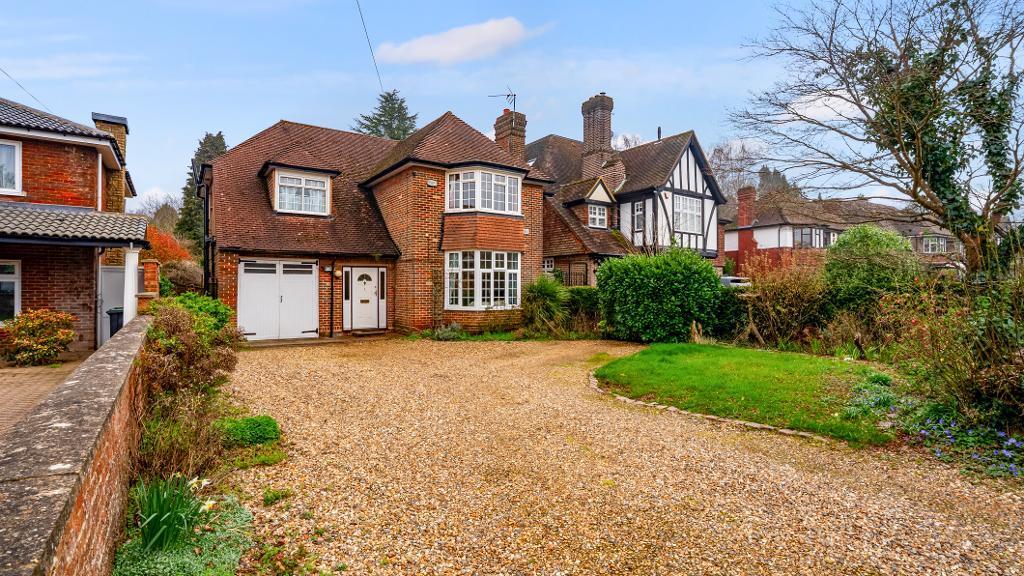 Main image of property: Ludlow Avenue, South Luton, Luton, Bedfordshire, LU1 3RW