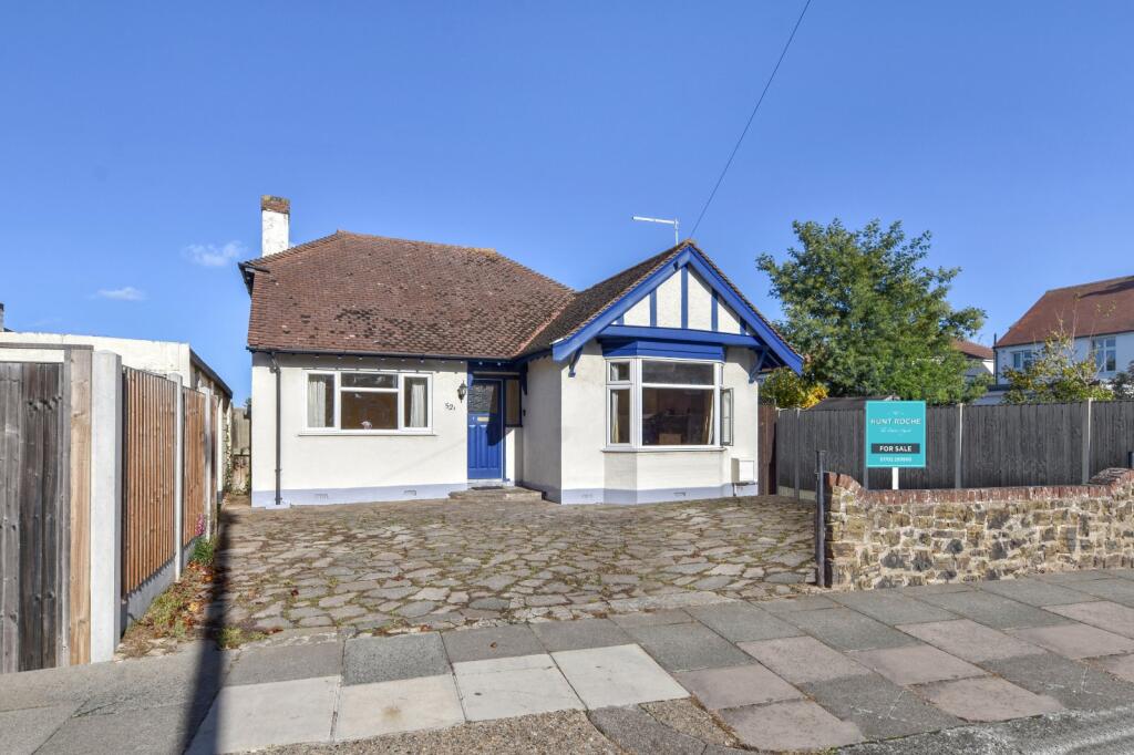 2-bed house on St. Andrews Road, Shoeburyness, Essex, SS3, £365,000