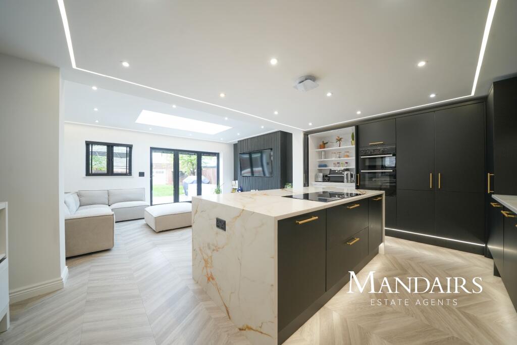 Main image of property: Peterborough Road, Farcet, Peterborough