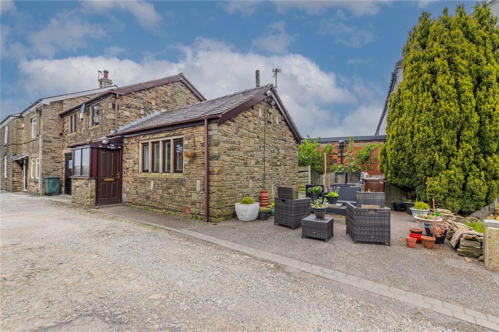 Main image of property: Rochdale Road, Burnedge, Rochdale, Greater Manchester, OL16