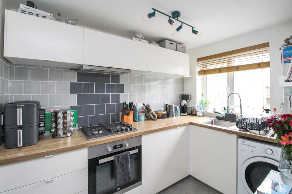 House in Redhill - View 5