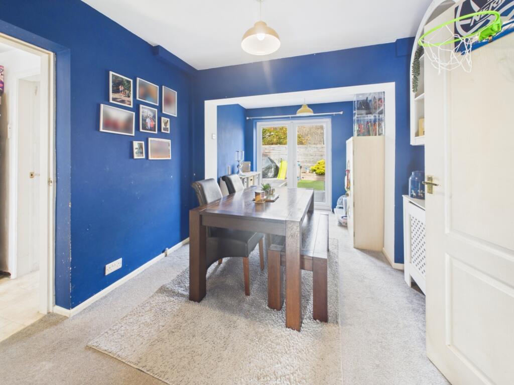 21 Farmlands Road, Bridgnorth photo 4