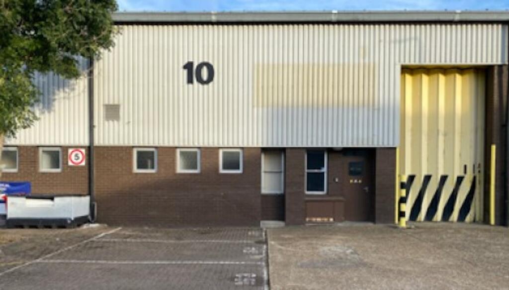 Main image of property: Unit 10, Spa Trade Park, Longfield Road, Tunbridge Wells, TN2 3EN