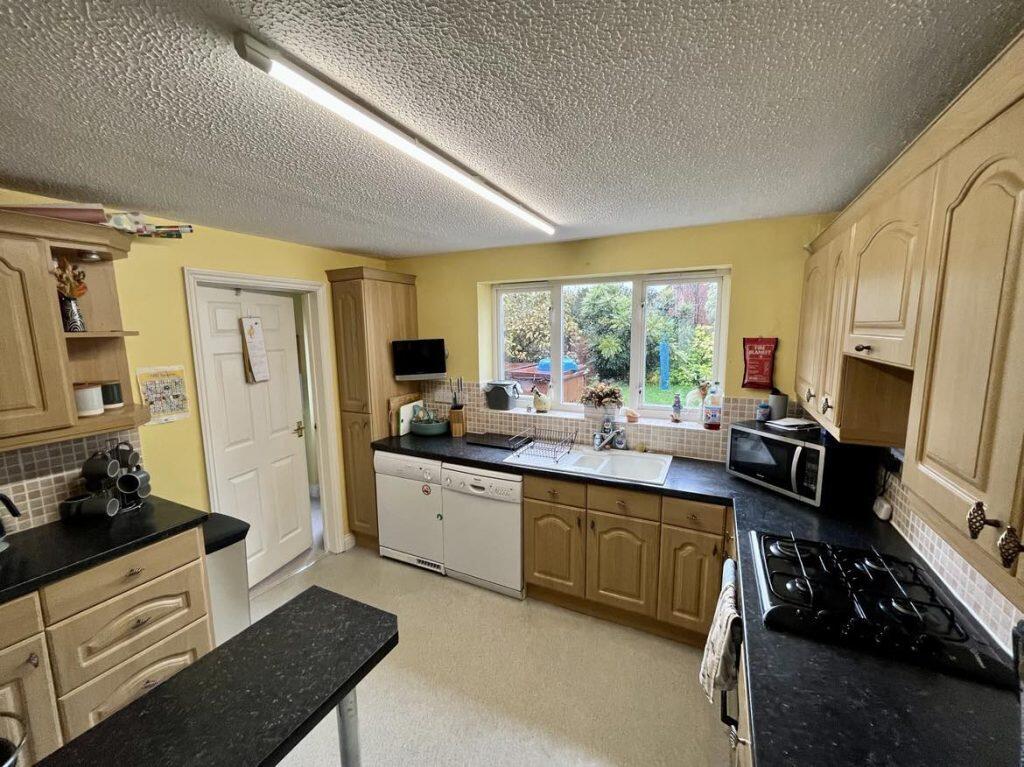 House in Thatcham, West Berkshire - View 5