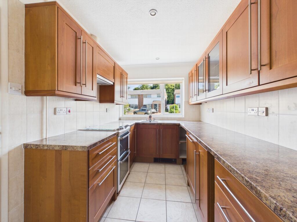Barnmead, Haywards Heath, RH16 photo 3