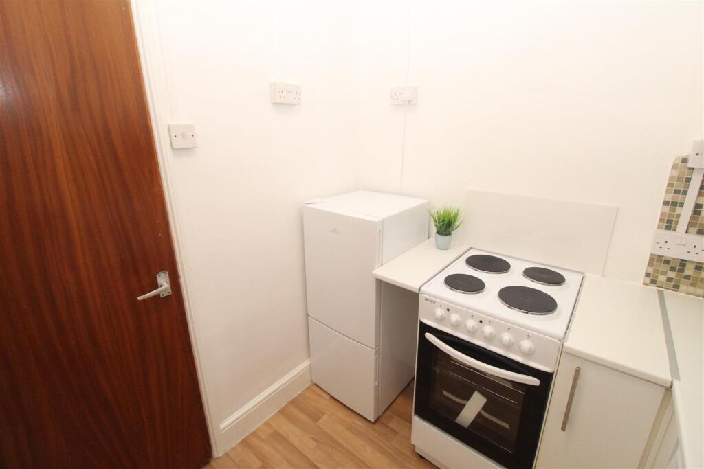 Apartment in Cardiff - More