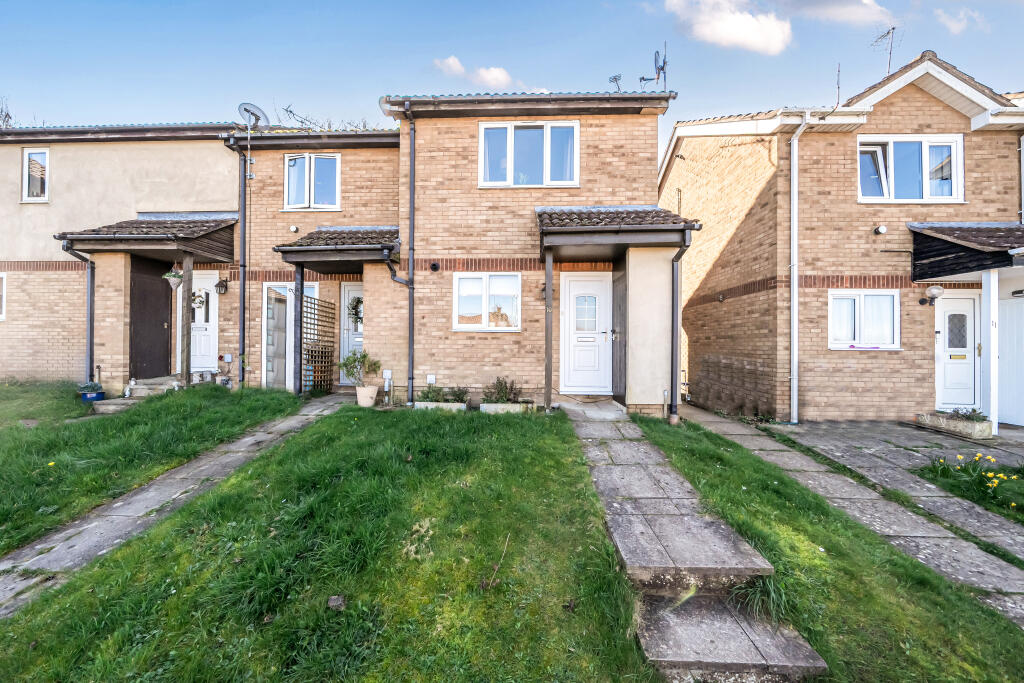 Main image of property: Ramsthorn Close, Woodhall Park, Swindon, SN2