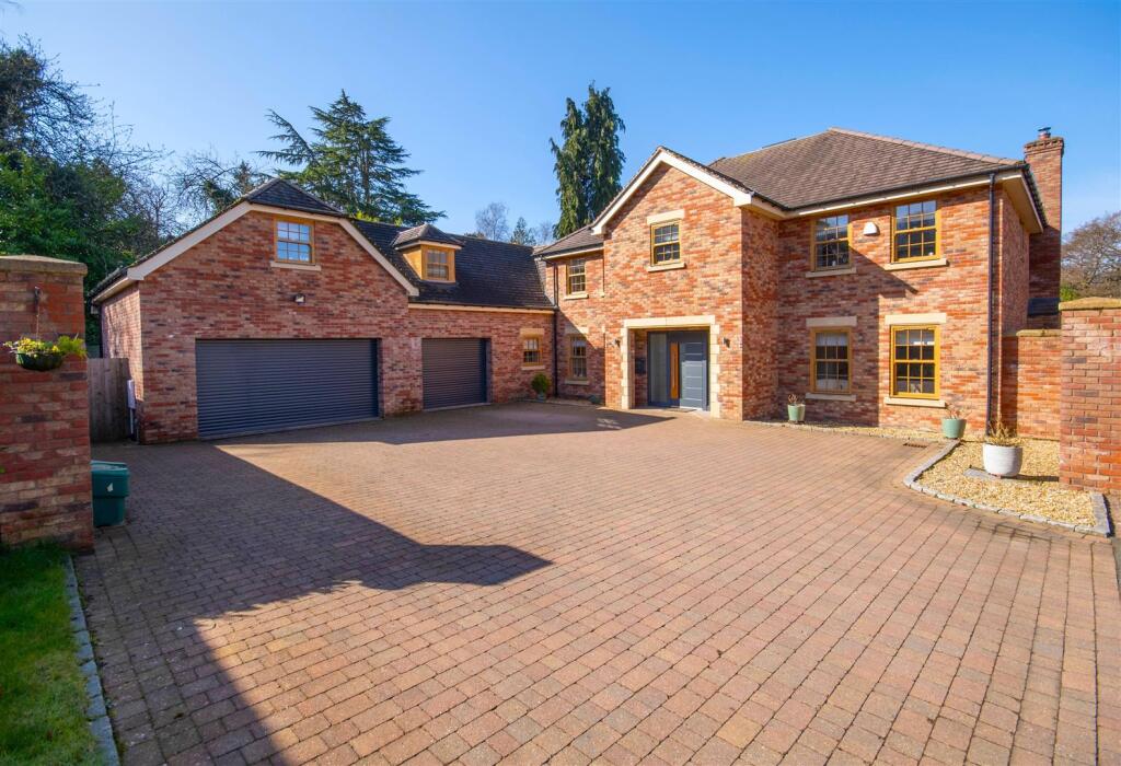 Main image of property: Oakland Park, Church Stretton