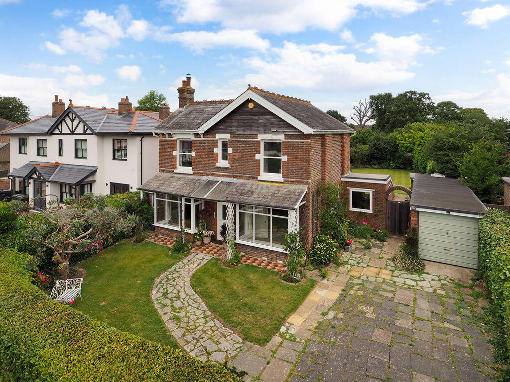 Main image of property: Park Crescent, Emsworth