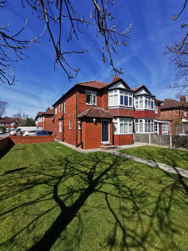 Main image of property: Wilmslow Road, Didsbury, M20 3DB