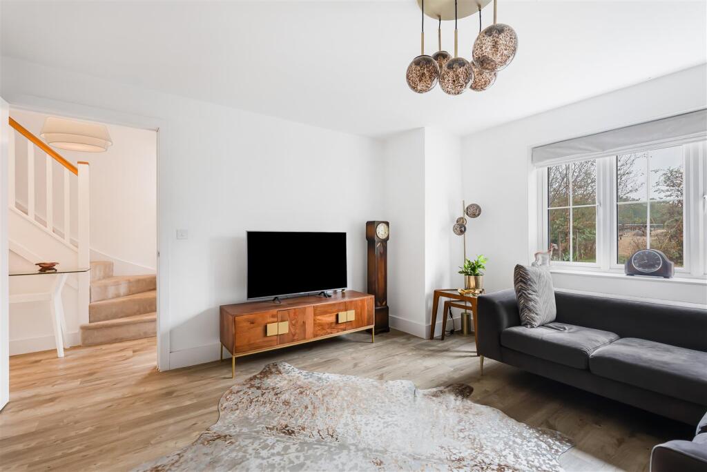 House in Stevenage - View 4