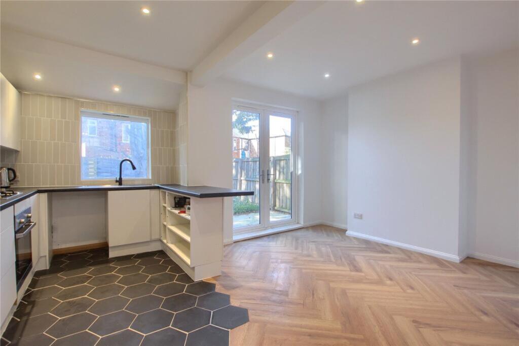 House in Stockton-on-Tees - View 4