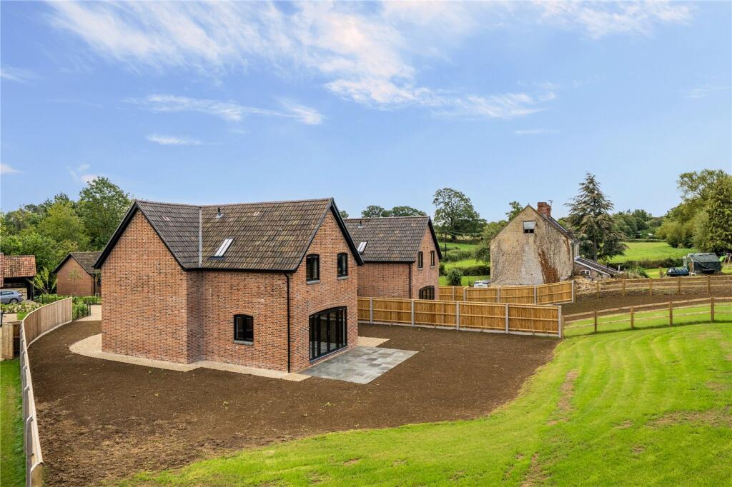 Mill Farm, Mill Lane, Misterton, Crewkerne, TA18 - View 2