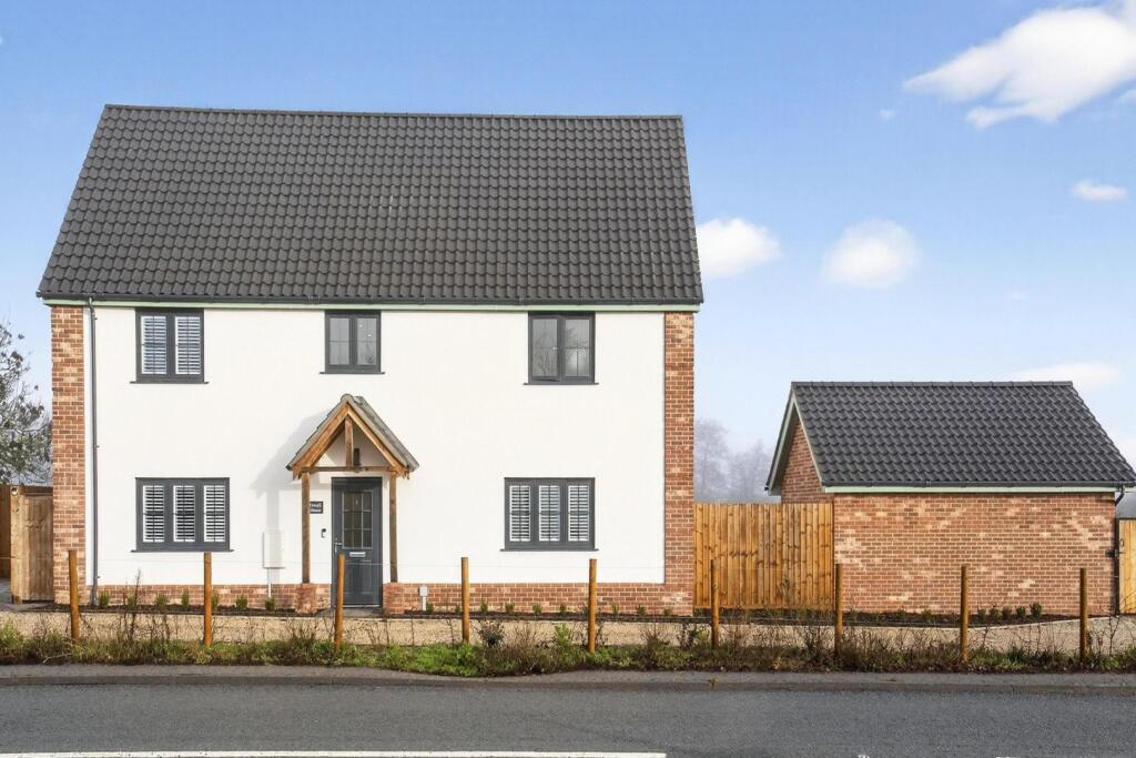 Main image of property: Stowmarket Road, Ipswich, IP6