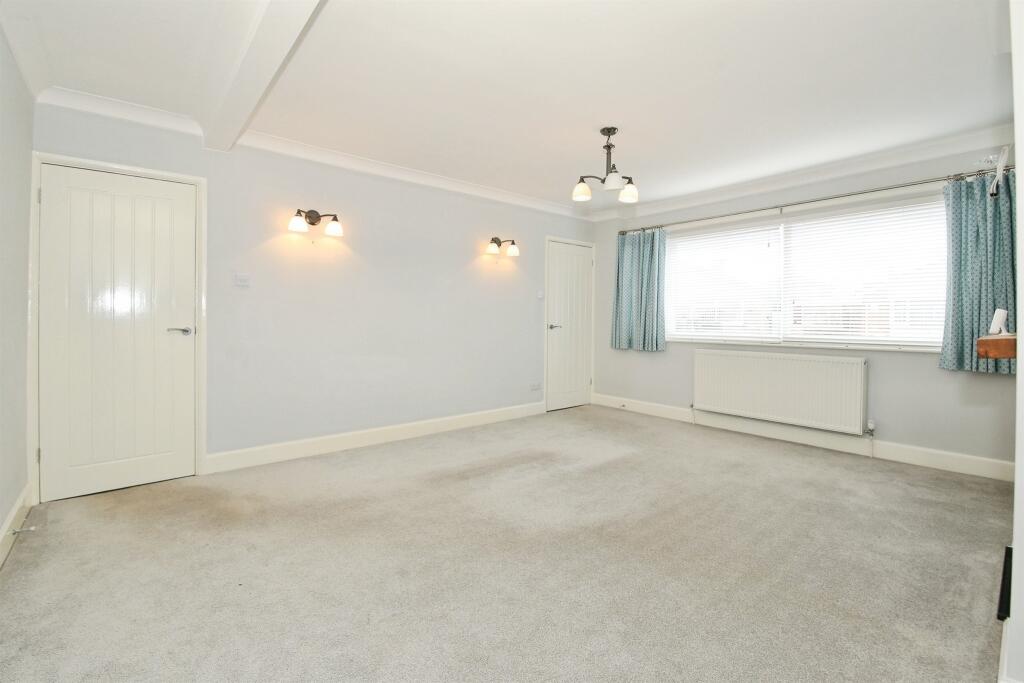 Saxon Road, Whittlesey, Peterborough photo 3