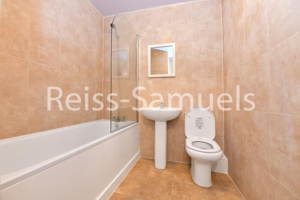 5 bedroom town house for rent