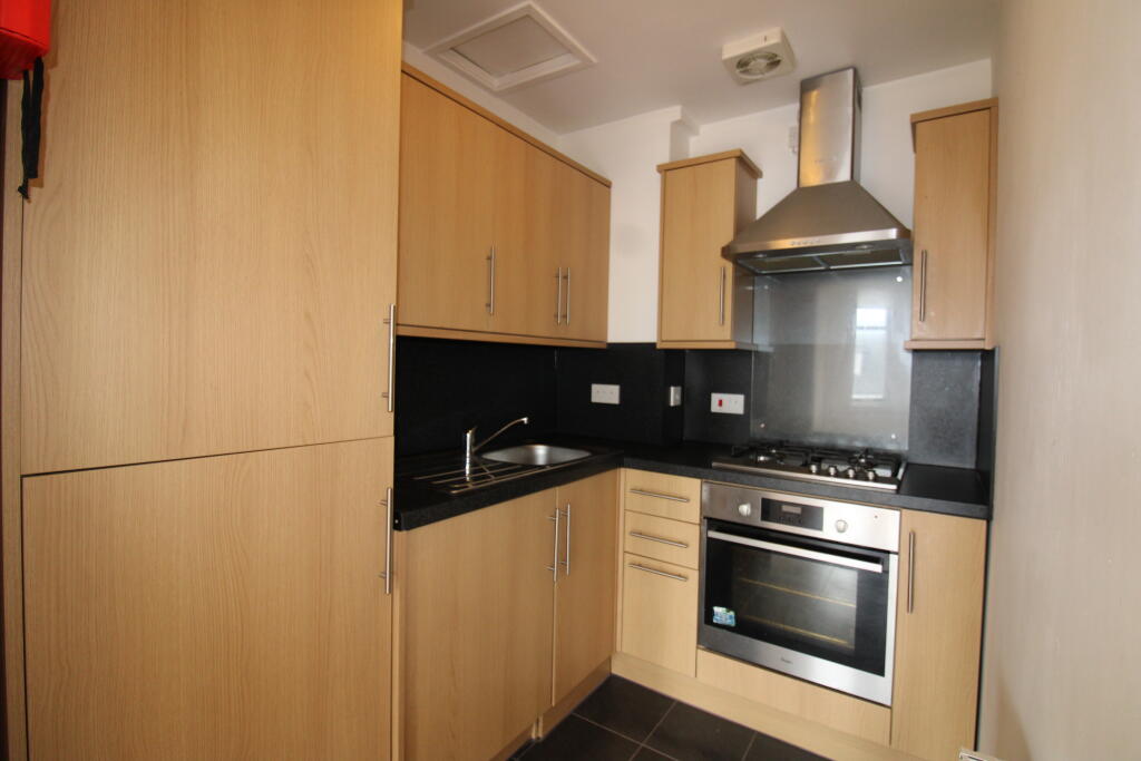 Apartment in Paisley, Renfrewshire - View 4