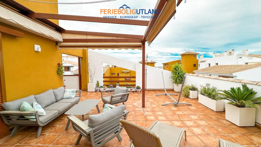 Main image of property: Valencia, Alicante, Punta Prima