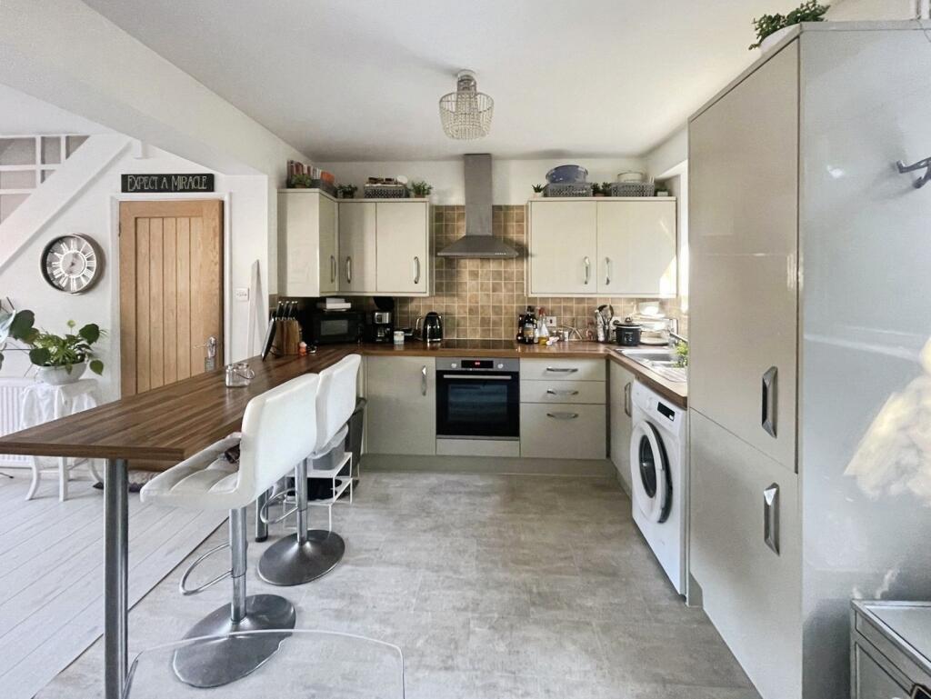 Apartment in London, South End, New Eltham - View 2