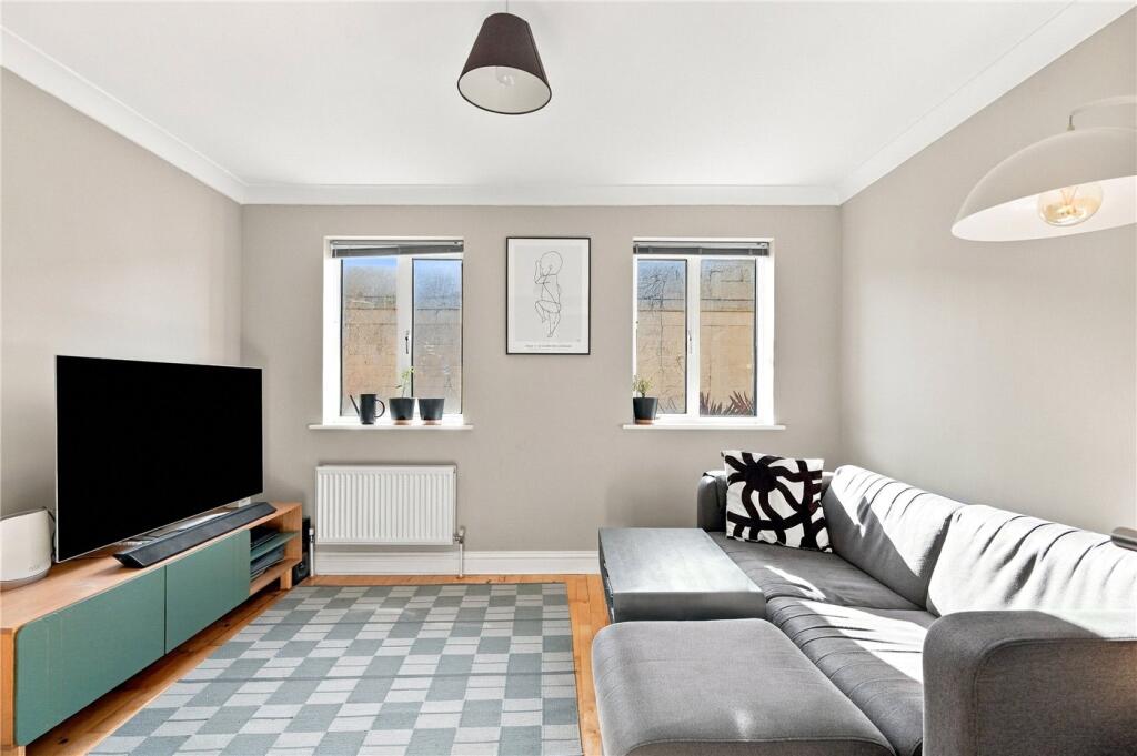 House in London - More