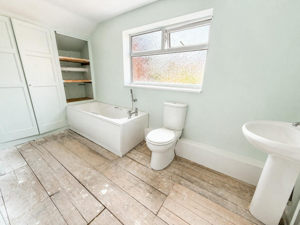 bathroom.png