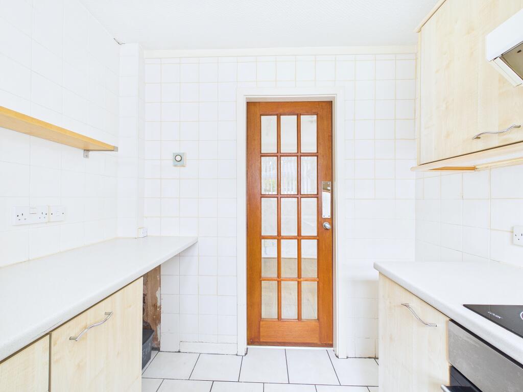 Apartment in Warrington - More