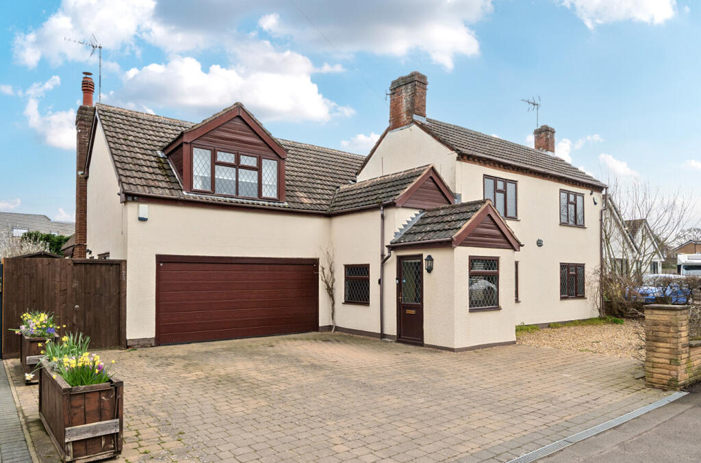 Main image of property: Kenilworth Road, Balsall Common, Coventry