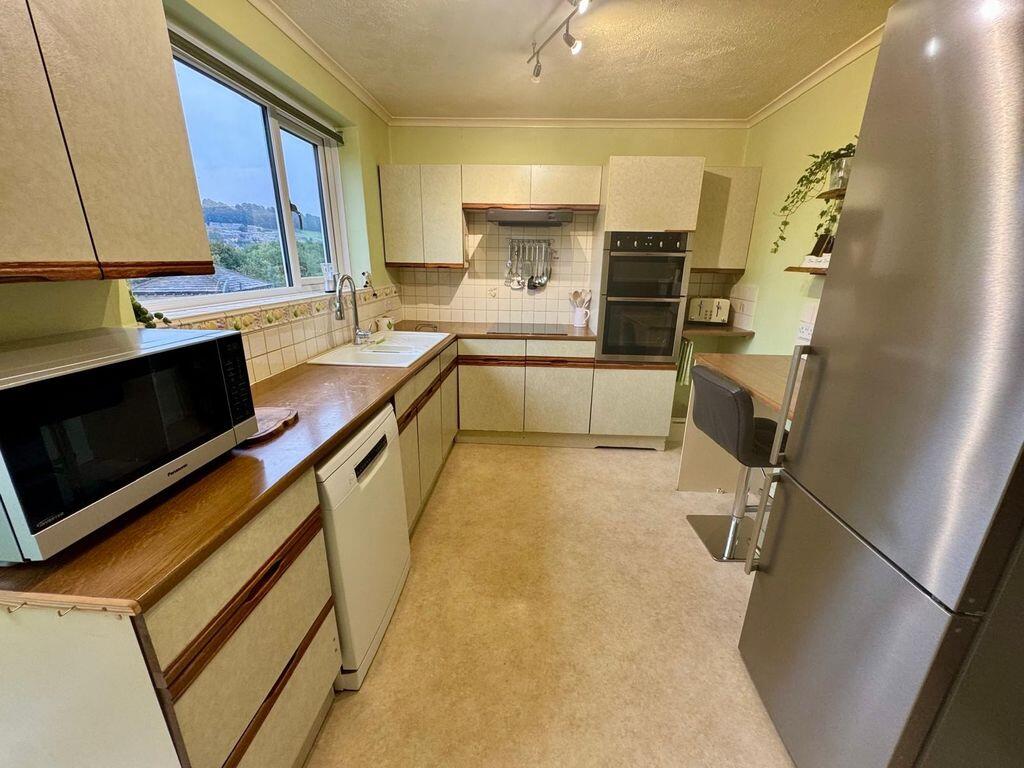 House in Halifax - View 5