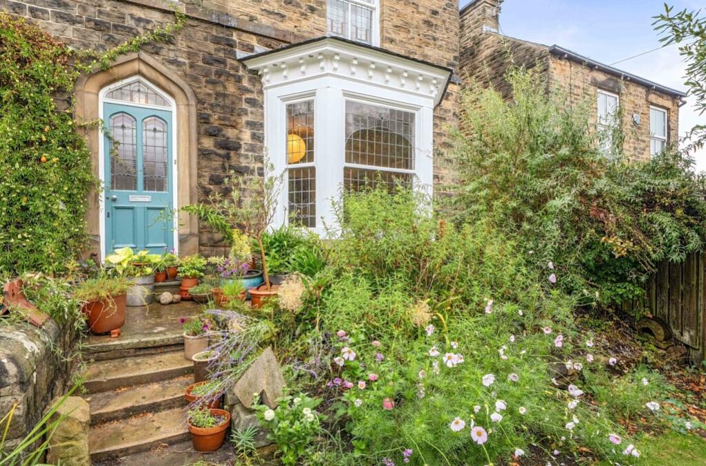 House in Sheffield, South Yorkshire - View 2