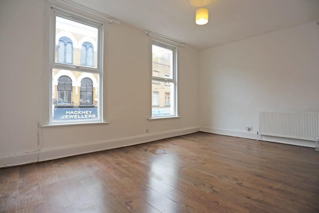 Apartment in London, Lower Clapton, Hackney - View 3