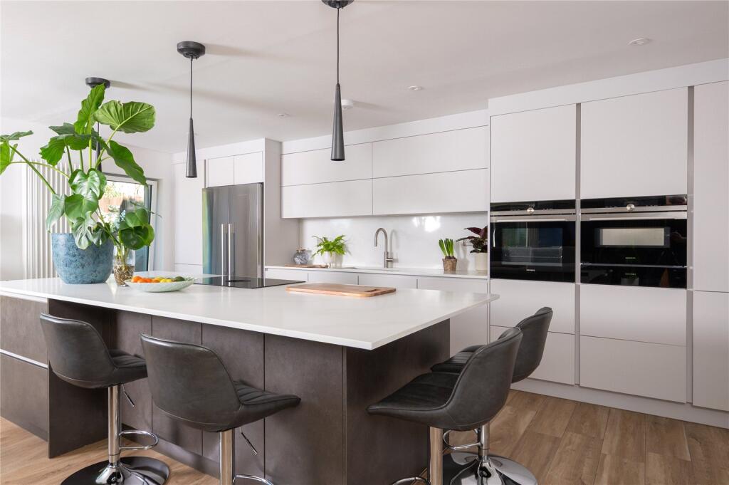 Additional image 15 of Watford Road, St. Albans, Hertfordshire