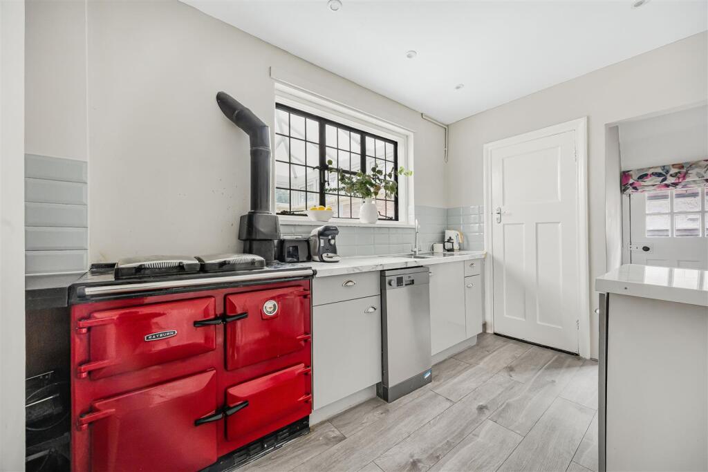 House in Sonning, Wokingham - View 4