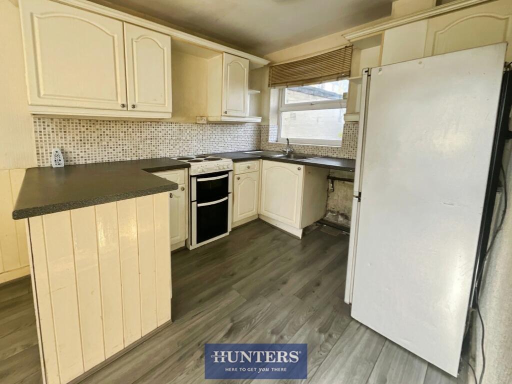 House in Tameside, Hollins - More