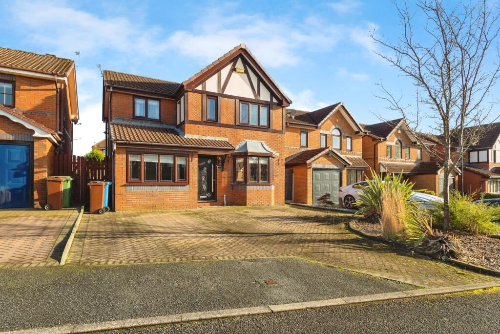 Main image of property: Harrop Fold, OLDHAM, Lancashire, OL8